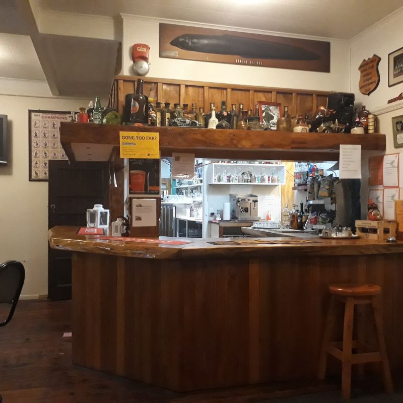 People have a great time at the Oasis Hotel And Bar in Waiouru 