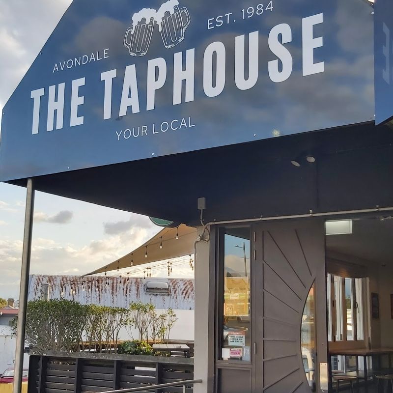 Relaxing at the Taphouse Avondale in Auckland 
