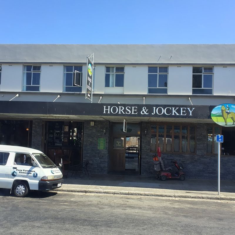 The Horse and Jockey Inn in Matamata  is a great place to relax